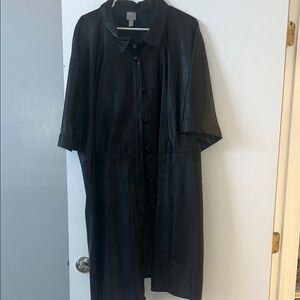 Black viscose Button-Front dress